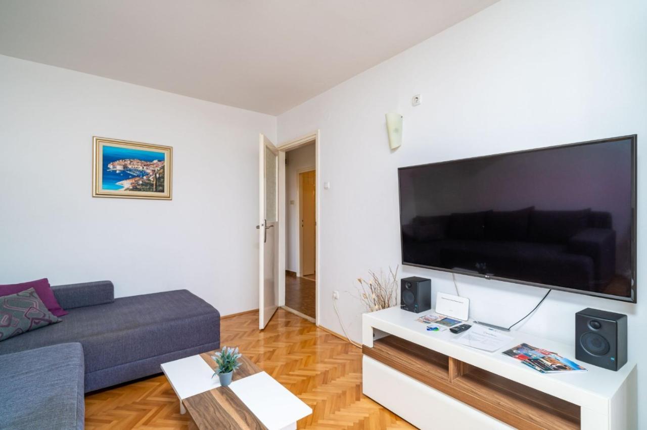Apartment Vido- 1-Bedroom Apartment With Loggia 두브로브니크 외부 사진