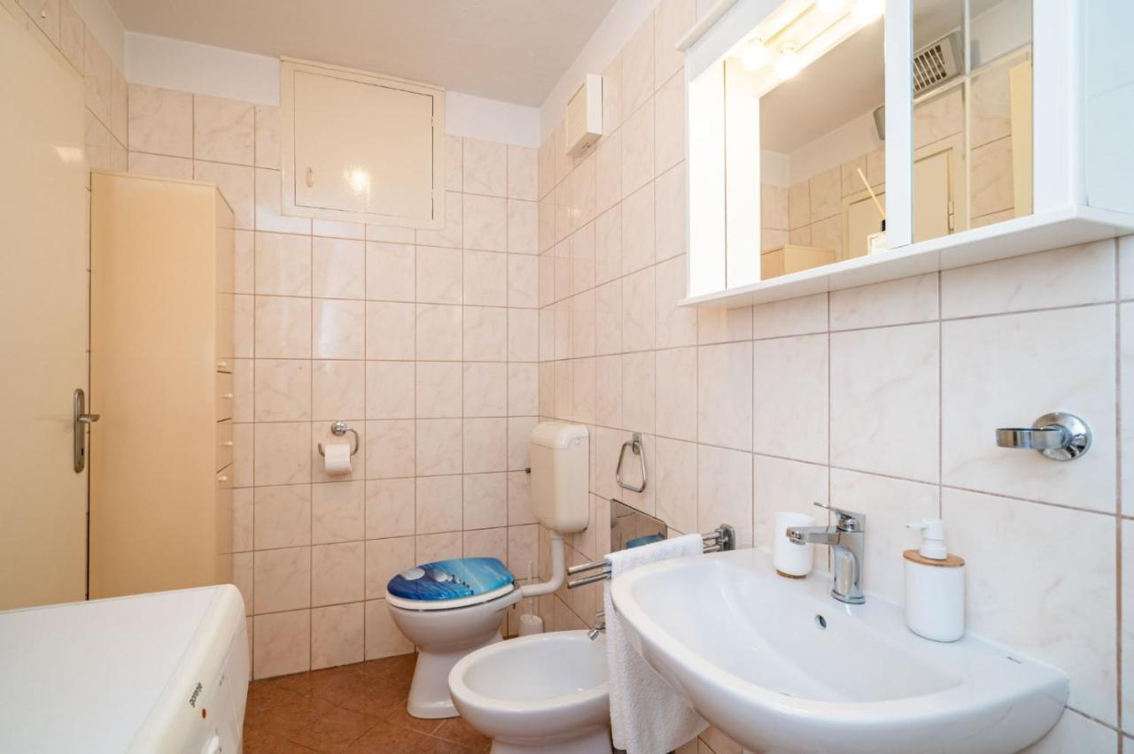 Apartment Vido- 1-Bedroom Apartment With Loggia 두브로브니크 외부 사진