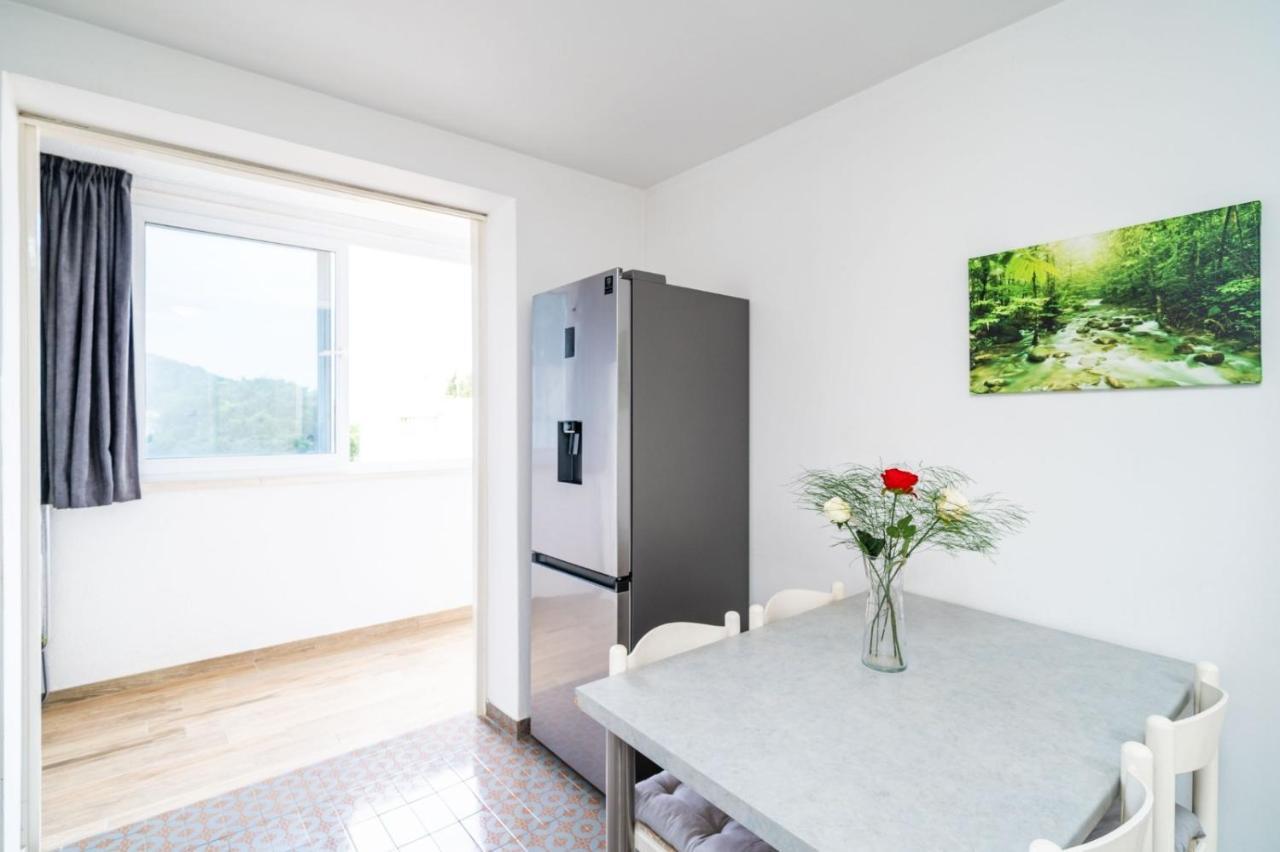 Apartment Vido- 1-Bedroom Apartment With Loggia 두브로브니크 외부 사진
