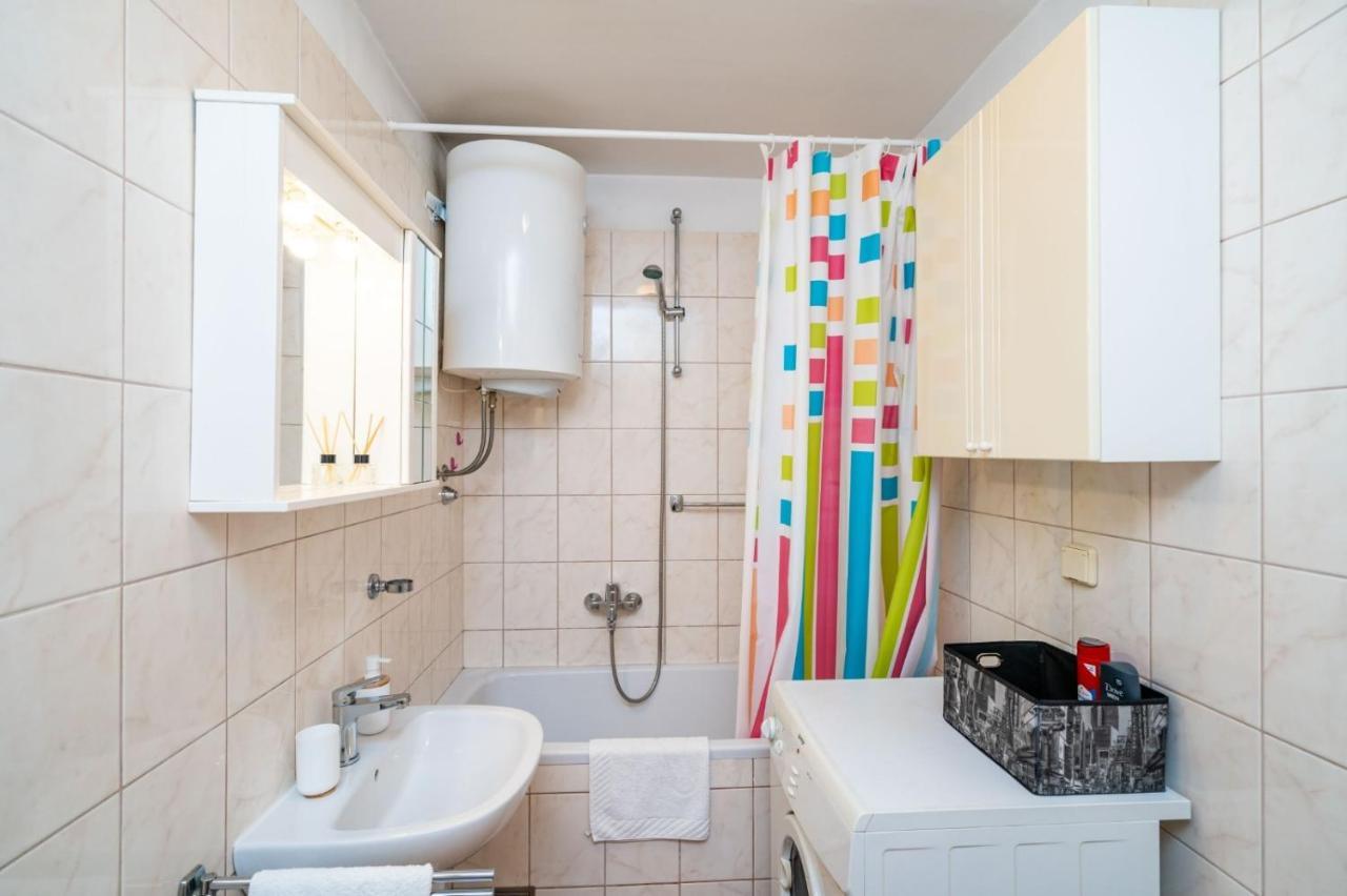 Apartment Vido- 1-Bedroom Apartment With Loggia 두브로브니크 외부 사진